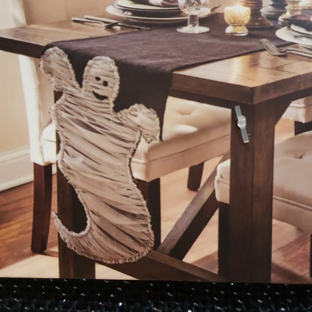 Cynthia Rowley Curious NWT Ghosts Metallic Table Runner, 90 x 14